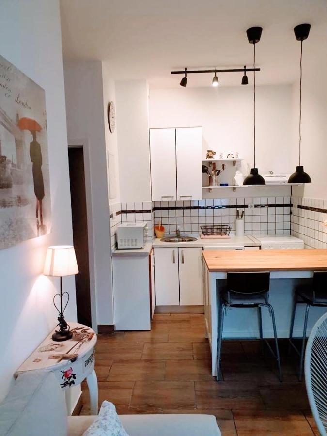 Studio Apartmant Leona With Parking Place Split Buitenkant foto
