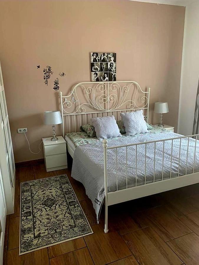 Studio Apartmant Leona With Parking Place Split Buitenkant foto
