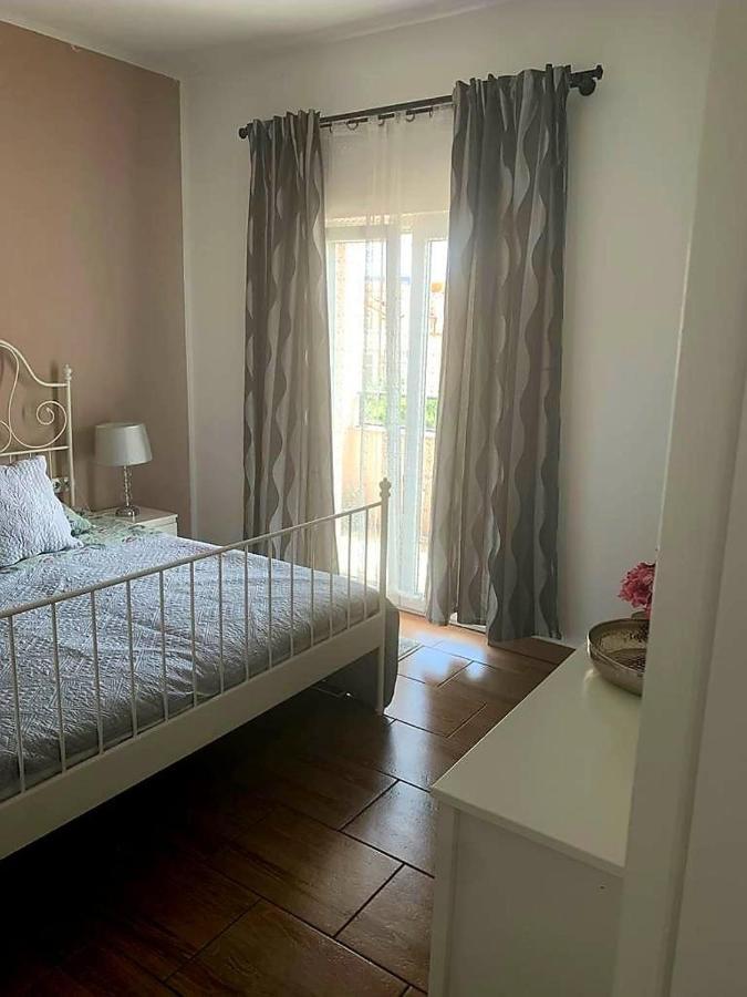 Studio Apartmant Leona With Parking Place Split Buitenkant foto