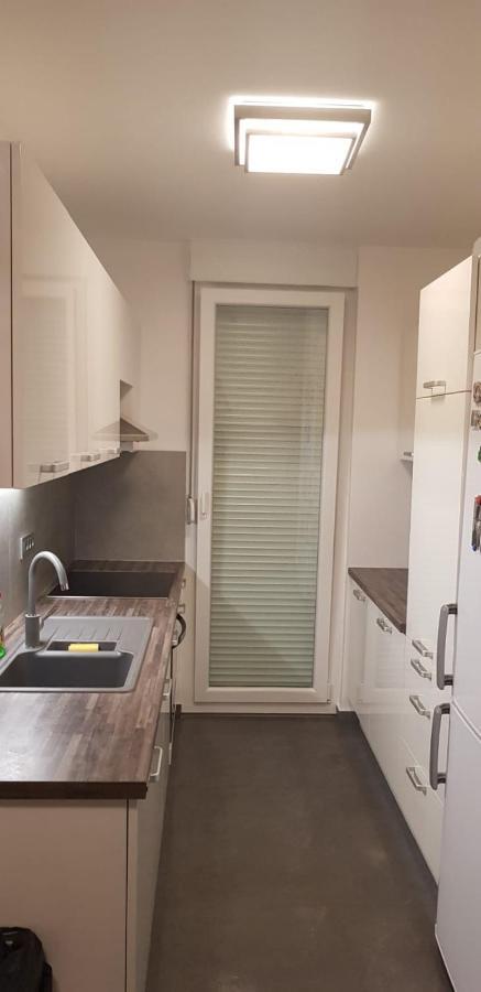 Studio Apartmant Leona With Parking Place Split Buitenkant foto
