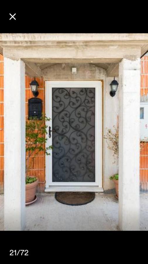Studio Apartmant Leona With Parking Place Split Buitenkant foto