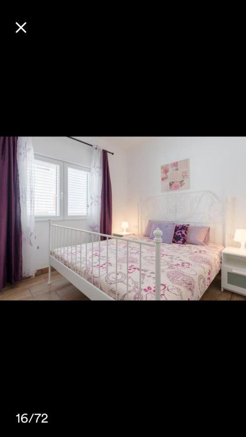 Studio Apartmant Leona With Parking Place Split Buitenkant foto