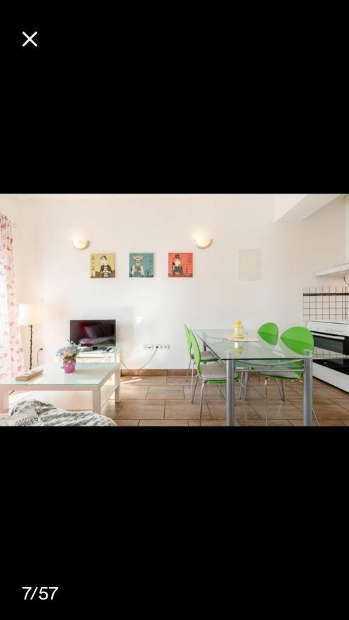 Studio Apartmant Leona With Parking Place Split Buitenkant foto
